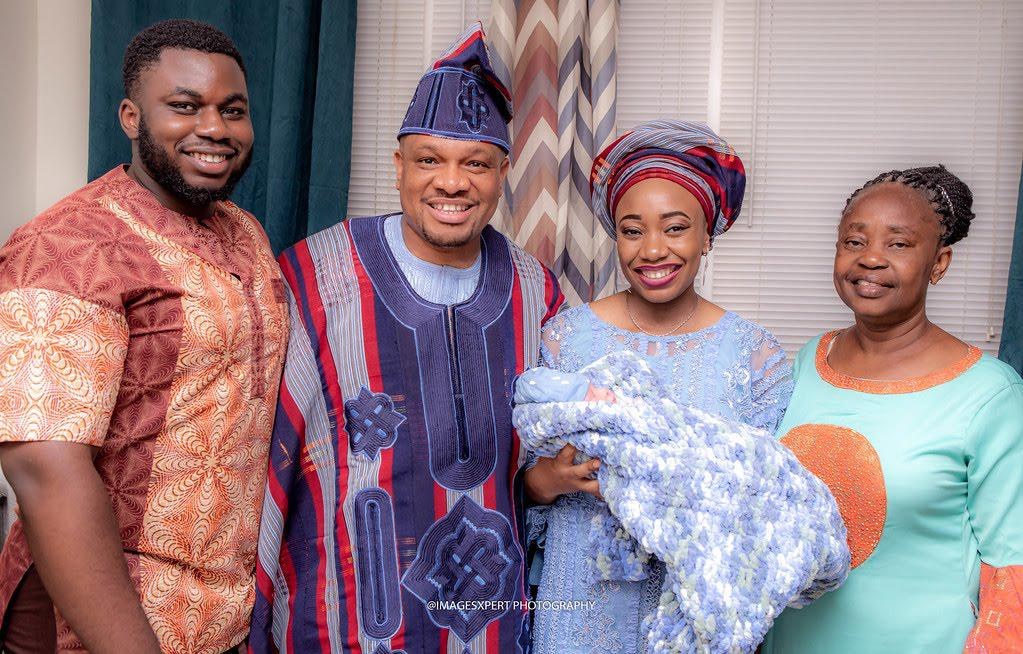 Oludayo Olorundara with her children and her grandchild